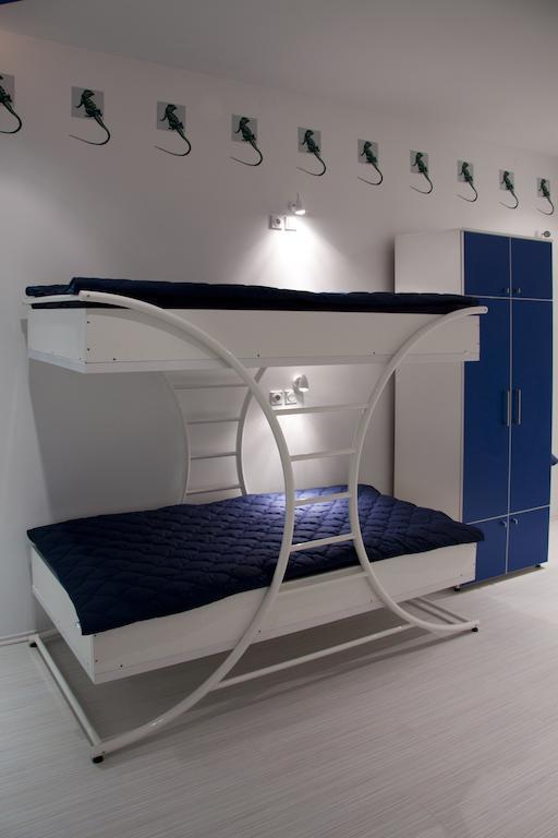 בלגרד Pop Art Hostel חדר תמונה